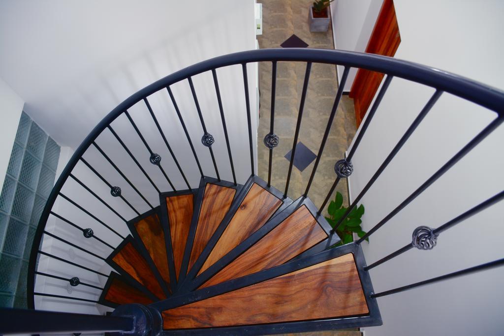Amsterdam Tourist Rest Bed and Breakfast Anuradhapura Εξωτερικό φωτογραφία